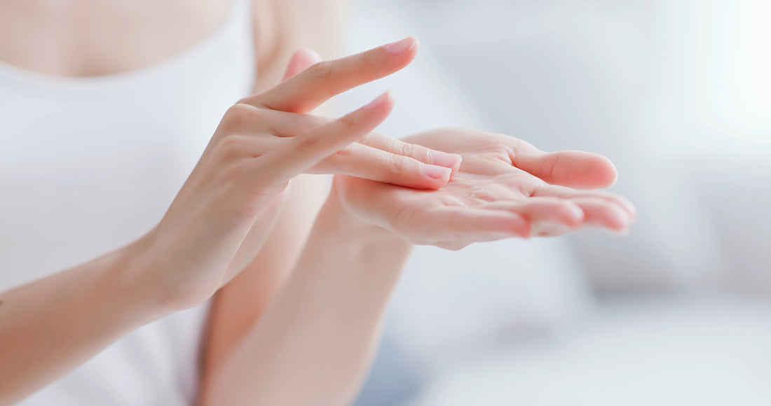 The Skincare Benefits of Facial Oils
